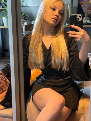 Флора Чувственная Блондинка